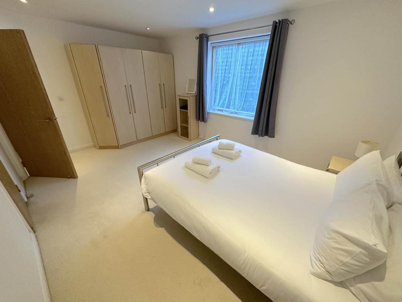 Parc Y Bryn Serviced Apartments Aberystwyth Exterior photo