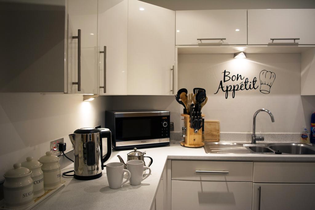 Parc Y Bryn Serviced Apartments Aberystwyth Room photo